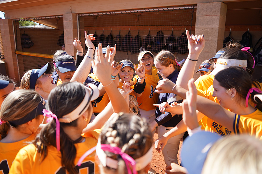 MSUB Softball Team